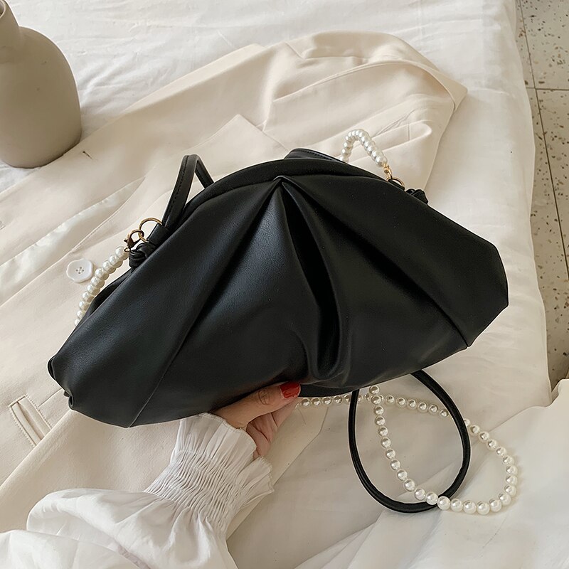 Cloud Bag Shoulder Handbags Female Travel Cross Body Bag Pearl Small PU Leather Crossbody Bags For Women: Black