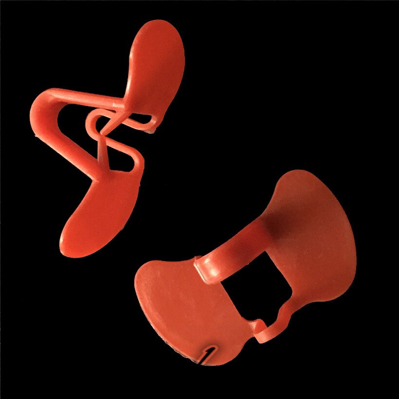 50 pcs Chicken tool Chicken Glasses Goggles Prevent cockfighting Eye protection Chicken necessary Size 5.5x3.1cm