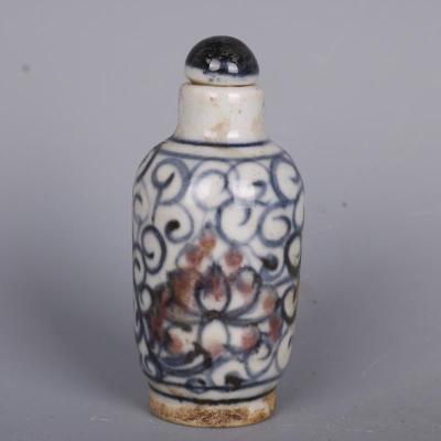 Antiek Porselein Blauw En Wit Onderglazuur Rood Takje Patroon Snuff Fles Woondecoratie