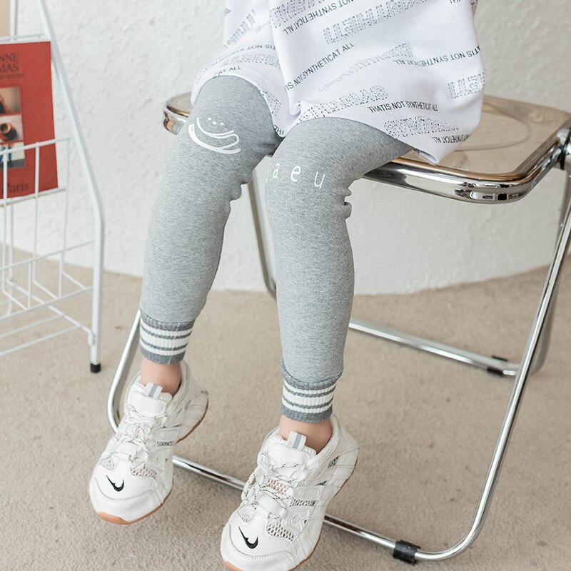 Leggings de algodón a rayas en espiral para niños y niñas, mallas duraderas resistentes al desgaste, antipelusas, novedad de verano, primavera y otoño: gray / 120