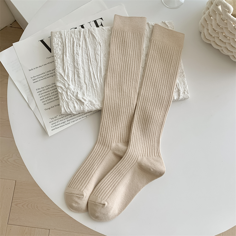Calze da donna retrò nuova moda autunno casual tinta unita stile giapponese calzini caldi per donna morbidi calzini invernali al ginocchio lunghi: Beige