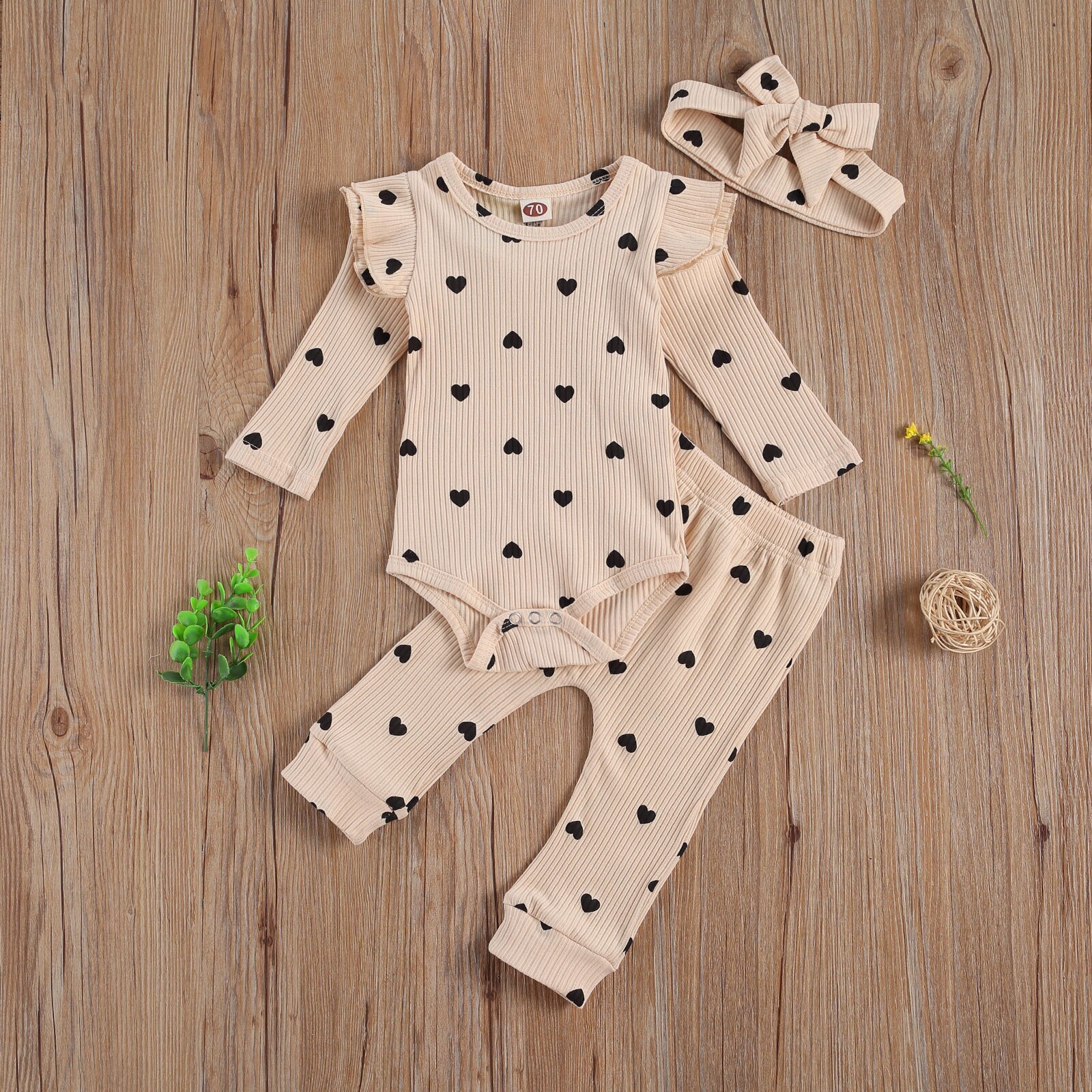 Mise au point 0-24M -né bébé filles garçons vêtements ensembles 3 pièces coeur imprimé volants à manches longues barboteuse pantalons hauts bandeau