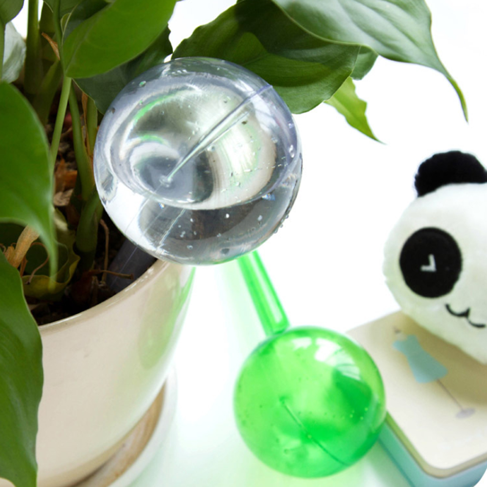 1/2/5 stücke automatische Pflanzen bewässerung Glühbirnen selbst bewässern Kunststoff kugeln Garten wasser kann Zimmer pflanze Gerät Tropf bewässerungs system