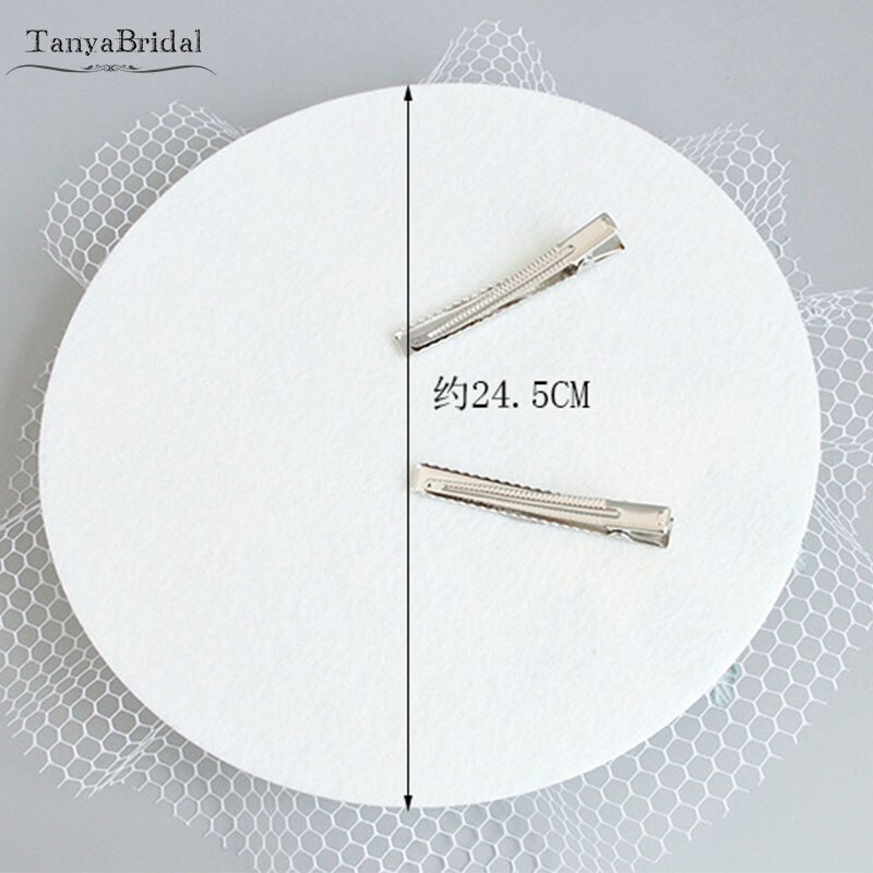 Marfil pequeños sombreros de boda flores y tul Vintage Jockey accesorios para el cabello mujeres sombreros formales DH020