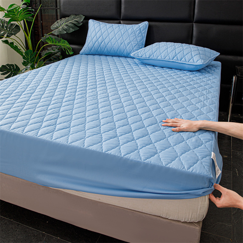 150/180/200/220 Thickened Waterproof Mattress Cover Bed Fitted Sheet Mattress Protector Cover (No Pillowcase) Home Textiles: Full / light green