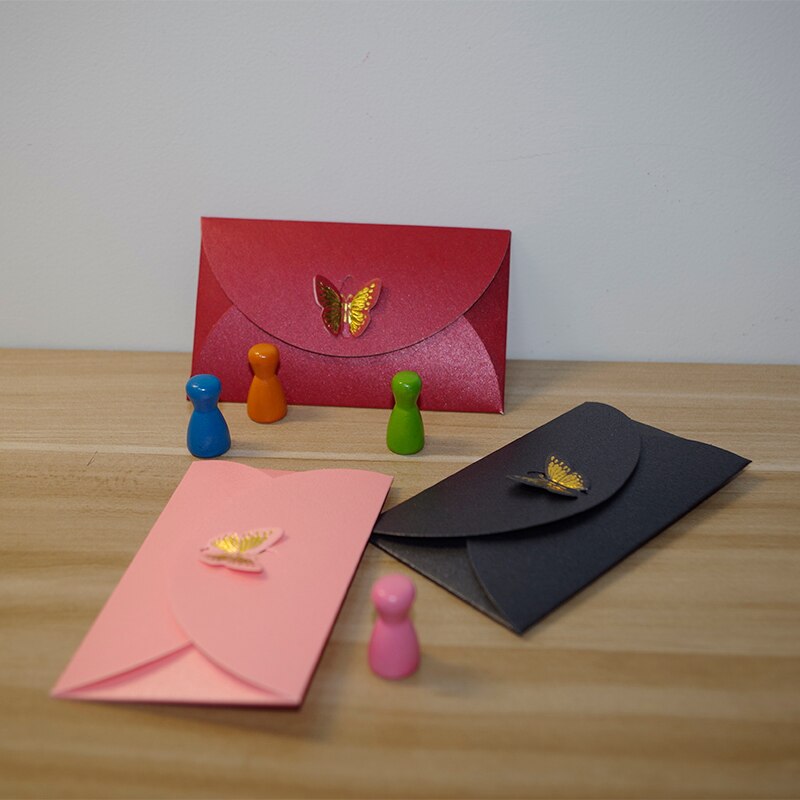 100 pçs/lote 10x6 cm 250gsm embrassed Bonito de ouro Borboleta Clasp Envelopes/Convite da Festa de casamento, coisas Vip cartões, Namecards