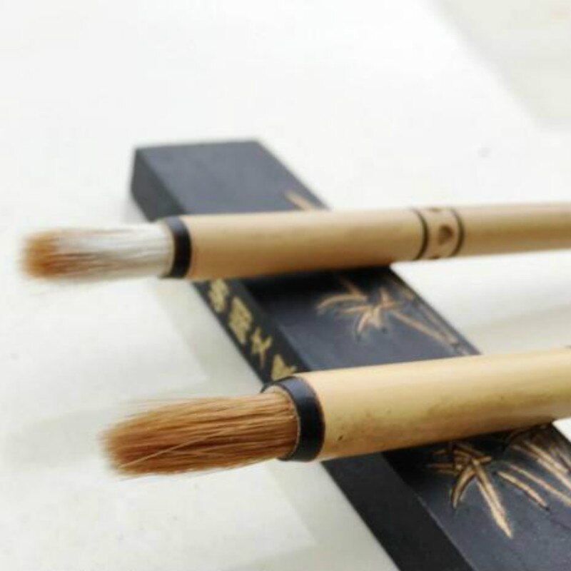 Het Schrijven Van Borstels Voor Decoratie Van Het Kalligrafie De Chinese Maan Nieuwe Jaar Image65501397