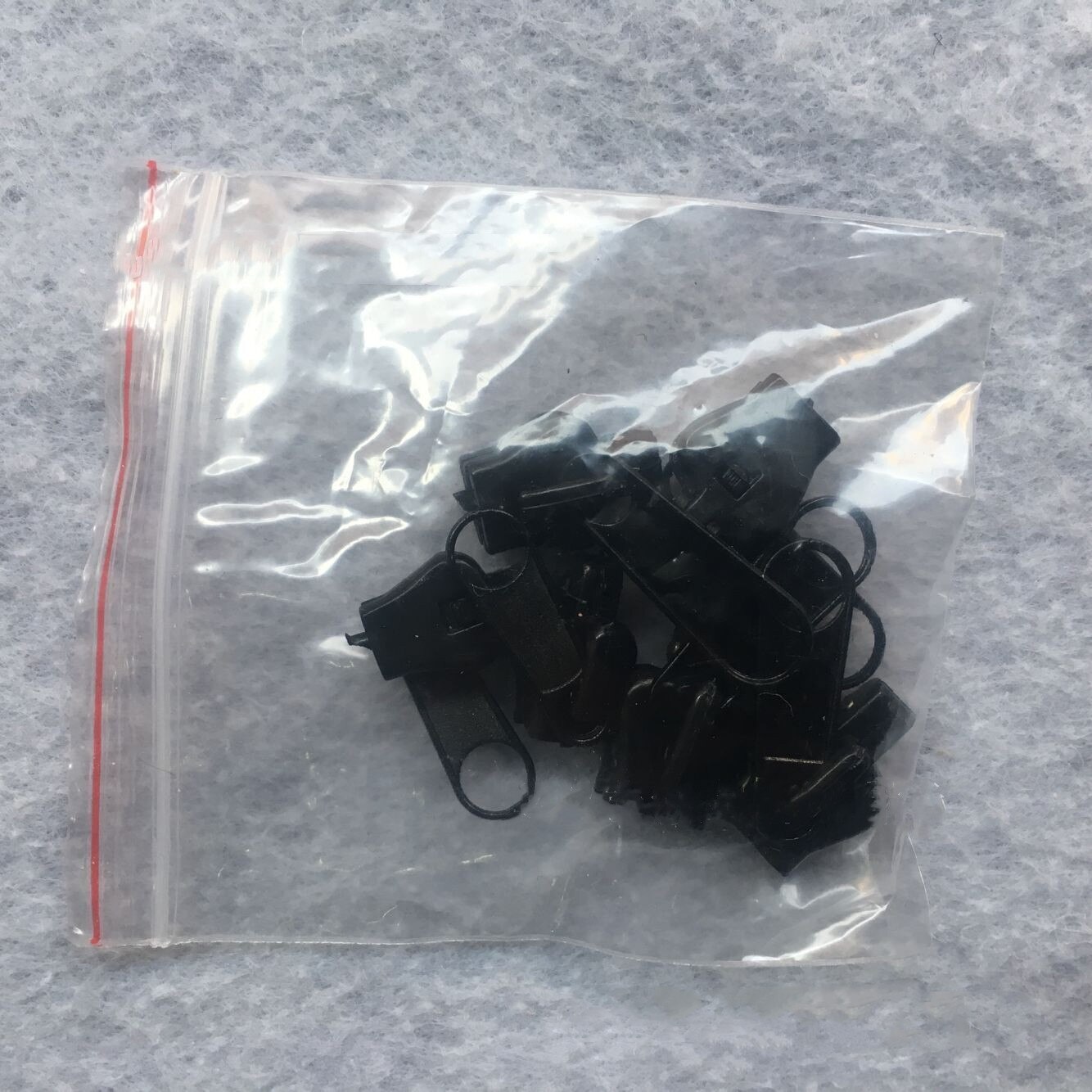 6Pcs 3 Sizes Universal Instant Fix Zipper Repair Kit Replacement Zip Slider Teeth Rescue Zippers Sewing Clothes