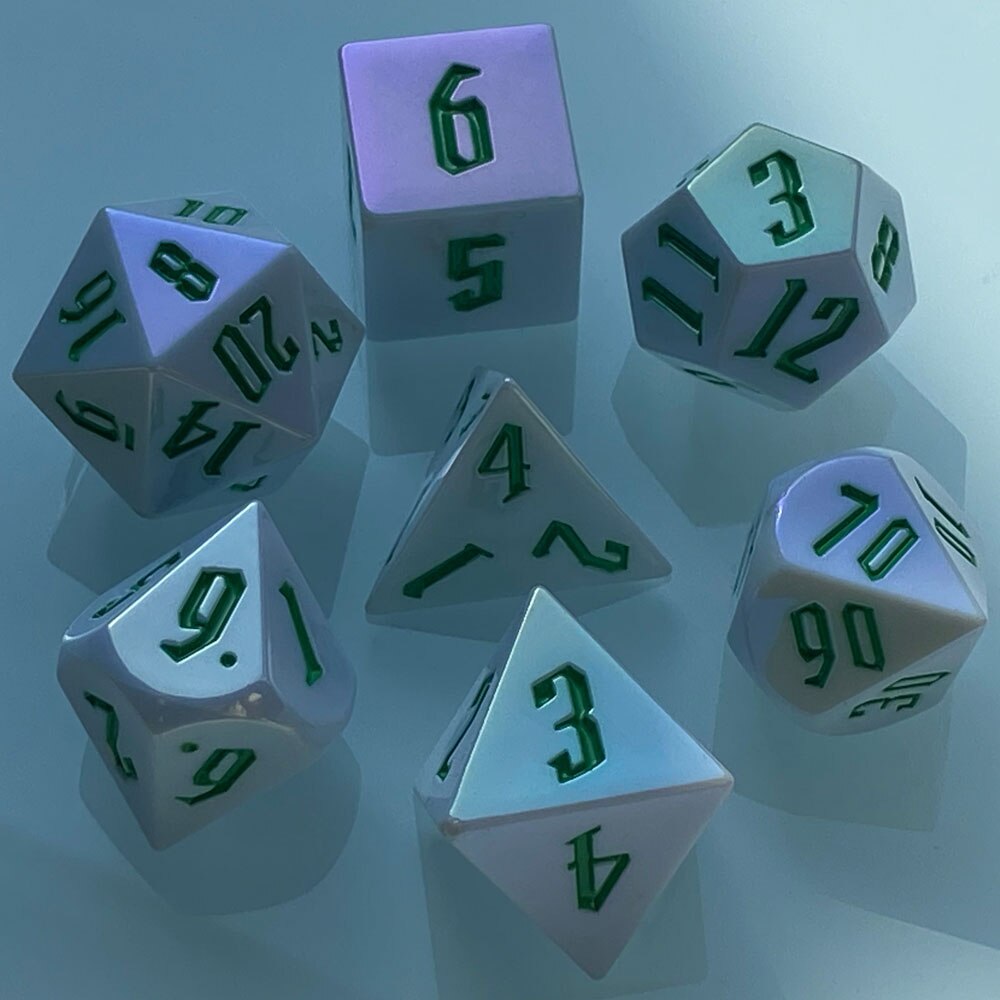 7 Stks/set Semihandmade Dnd Dobbelstenen D & D Dobbelstenen D4 D6 D8 D10 D % D12 D20 Polyhedral Games Dobbelstenen set Voor Tafel Games Mtg Rpg: White Green Numbers