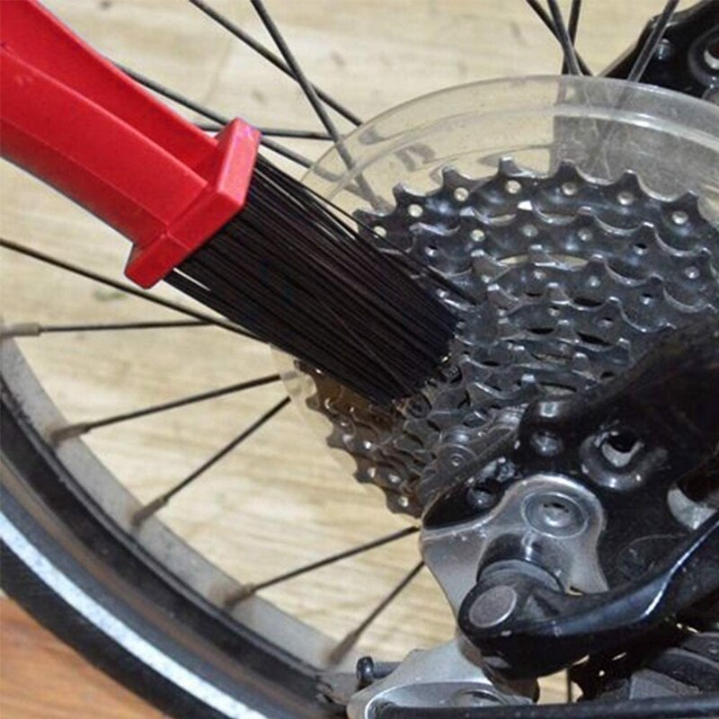 Chain Cleaner Brush Motorcycle Bike Gear Cleaning Tool
