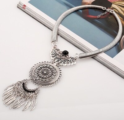 Fashioin colar feminino vintage colares de declaração pingentes bohemia folhas borlas acessórios de jóias: silver black