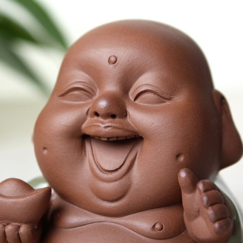 Glad buddha grine smilende buddha lille størrelse porcelæn leret ler te kæledyr geyao håndværk knitre glasur te spille på salg