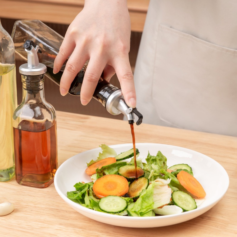 Botella de aceite de oliva de plástico transparente, 150/250/500ML, a prueba de fugas, condimento de cocina, salsa de soja, vinagre, tipo prensa, vinagrera, botella para barbacoa