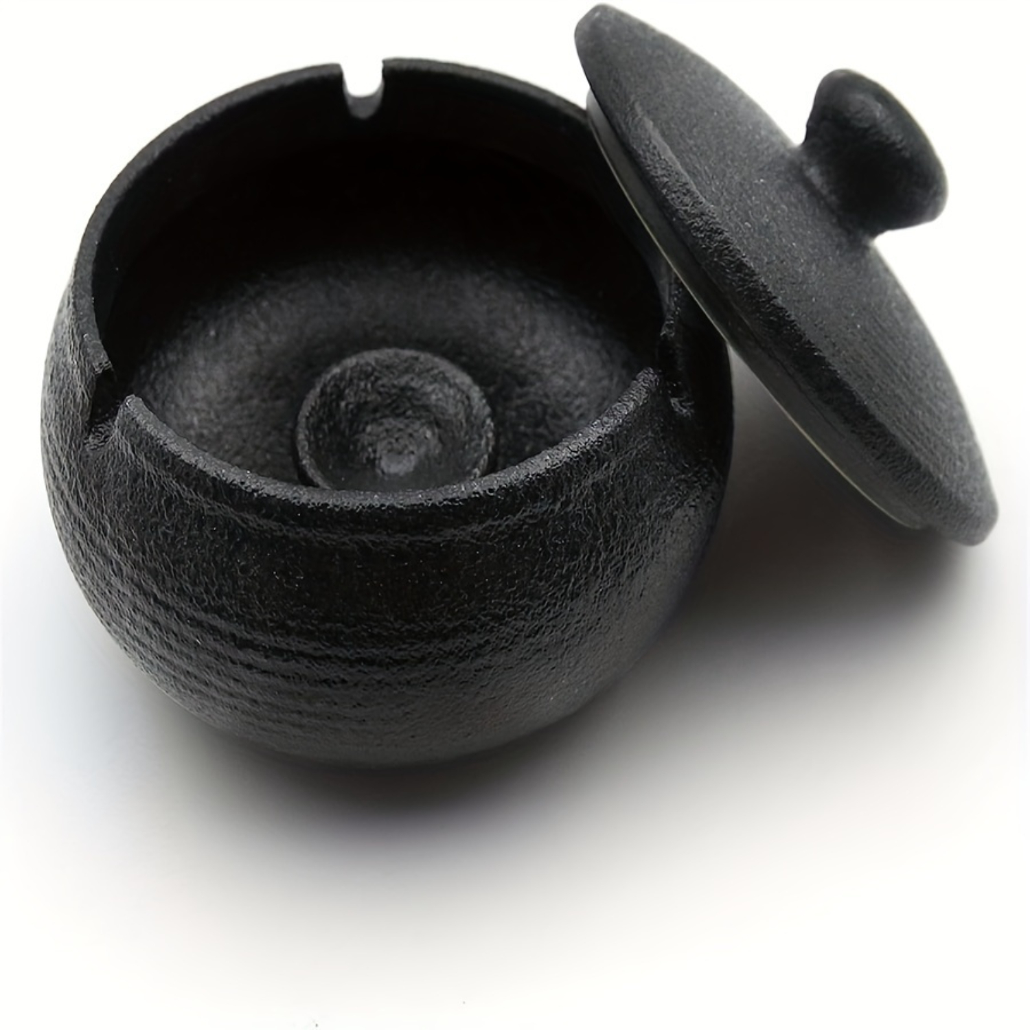 Elegante keramische asbak met deksel voor sigaretten en sigaren - gebruik binnen/buiten - verfijnde aanvulling op elke ruimte. Asbak: Default Title