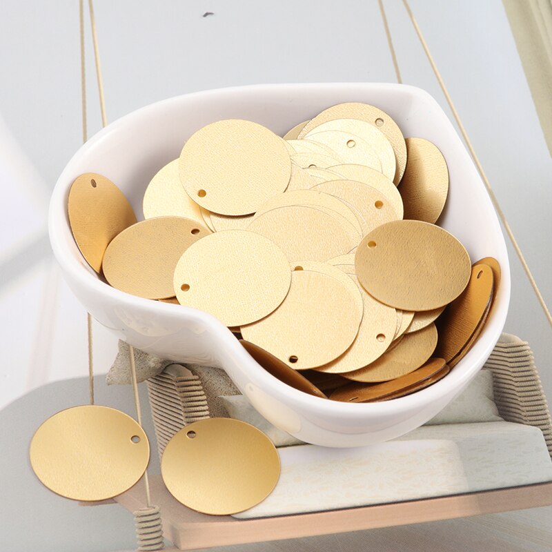 20Mm 70Pcs Kleurrijke Frosted Pailletten Met Gat Ronde Vorm Diy Pailetten Jurk Kleding Tas Schoenen Haar Decoratie: Golden