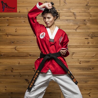Aikuisten miesten naisten taekwondo-puku brodeerauksella wtf-hyväksytty taekwondo dobok-puku unisex-kampanjaan: Punainen / Xl