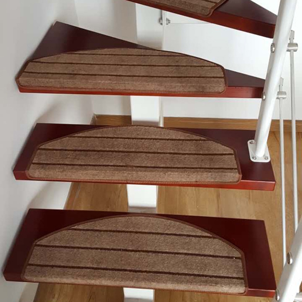 1 stk sæt trappetrin skridsikre tæpper trappemåtter puder tæppe  in 4 farver gentagne gange - brug sikkerhedspuder mat til hjemmet