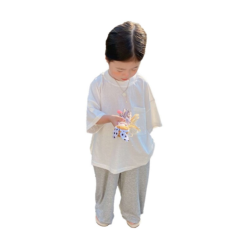 1717B abbigliamento per bambini T-shirt da ragazza 2022 estate nuova T-shirt a maniche corte T-shirt da ragazzo in cotone top da tasca 1-7 anni top per bambini