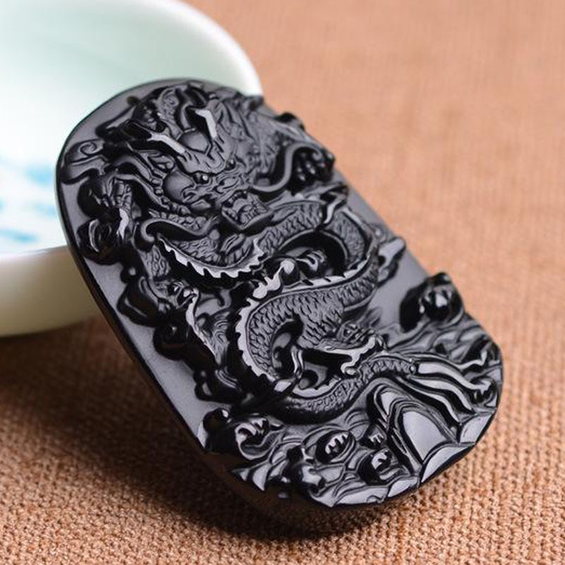 Yu Xin Yuan Mooie Chinese Handwerk Natuurlijke Jade Zwart Obsidiaan Gesneden Dragon Amulet Lucky Hanger Ketting Mode-sieraden