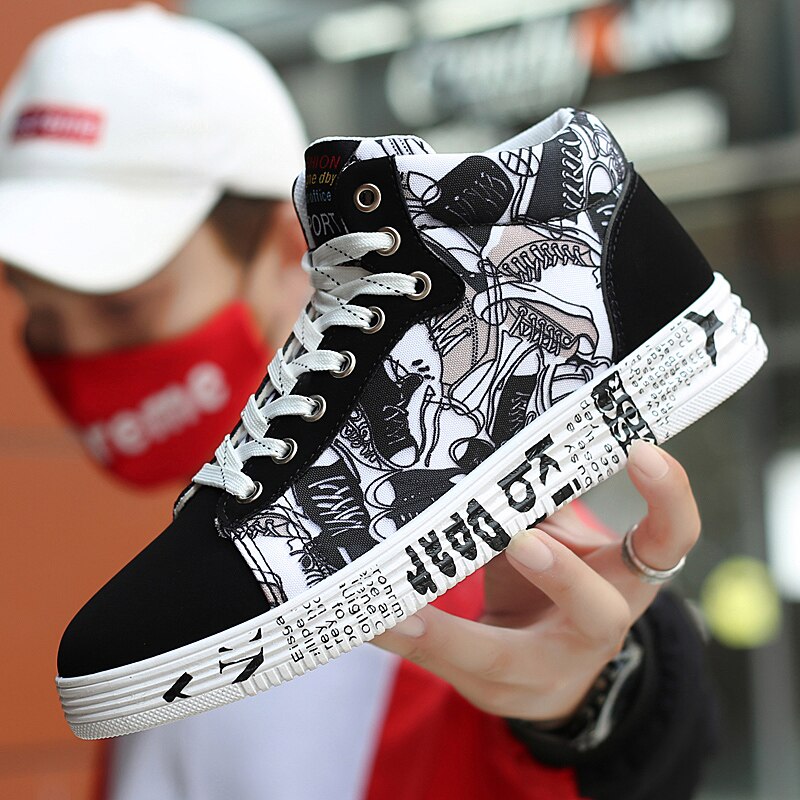 Sneakers For Men Classic Graffiti Lace-up High Style Spring Autumn Vulcanized Flat With Camouflage Casual Shoes Men