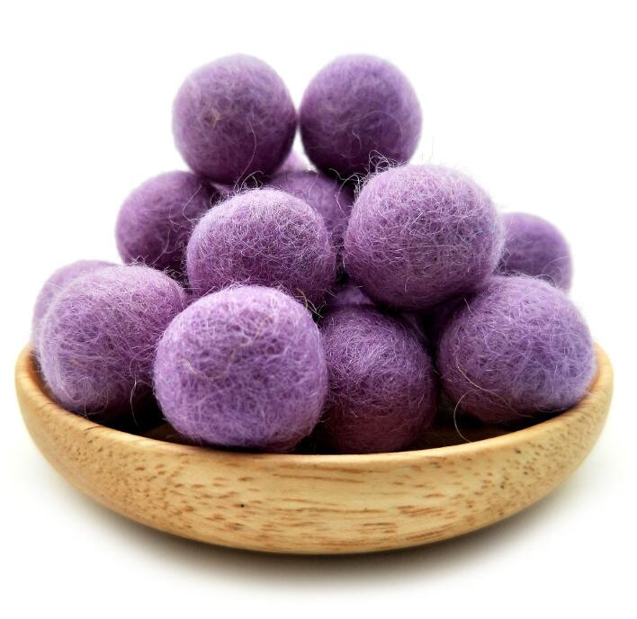 10pcs/lot 3cm 100% Wool Felt Balls Colorful Diy Pom Poms Craft Material Balls Of Wool Christmas Room Decro Decoration for home: light purple