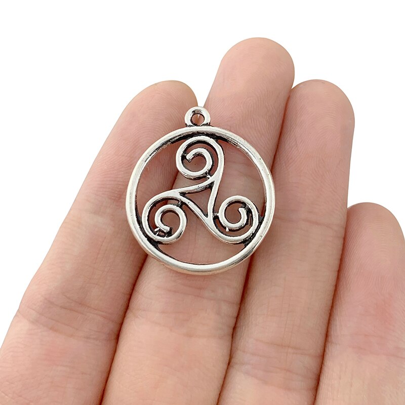 20 Stuks Tibetaans Zilveren Keltische Triskele Triskelion Triple Ronde Charms Hangers Pagan Wiccan 2 Zijdig Diy Sieraden Maken