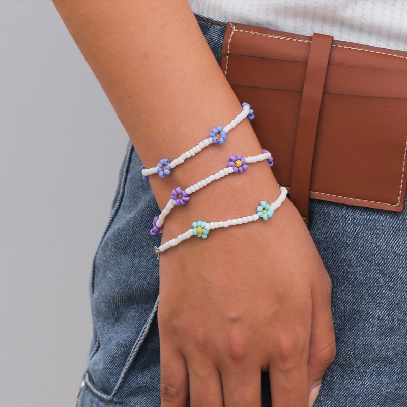 Neue modisch Manuelle Wulstige Halsreif Bunte transparent Gänseblümchen Blumen Acryl Halsketten für Frauen Sommer Schmuck