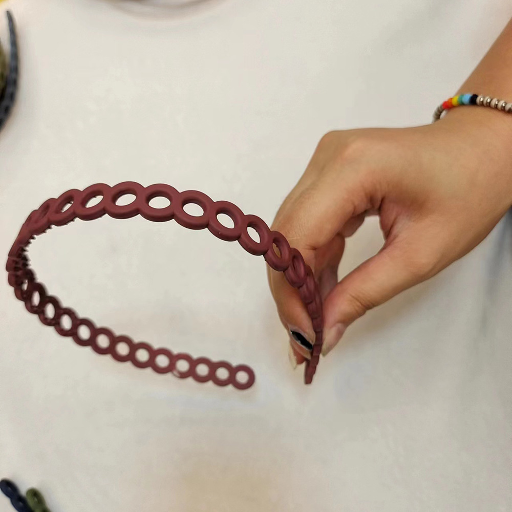 Nouvelle peinture en caoutchouc trou rond en plastique cheveux accessoires visage lavage fille dames Simple givré bandeau: Bourgogne