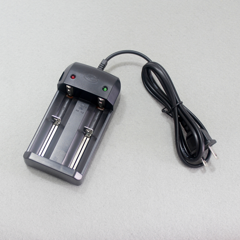 26650/18650/14500/18500/10440 Taschenlampe Lithiumbatterie Dual-Slot Universal-Ladegerät 3,7 V 4,2