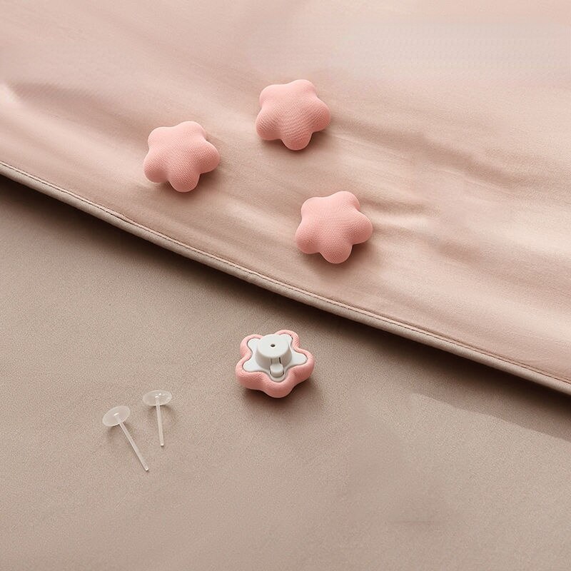 4PCS No needle Quilt Holder Non-slip Quilt Blanket Clip One Key to Unlock Blankets Cover Fastener Clip Holder Bed Sheet: 1