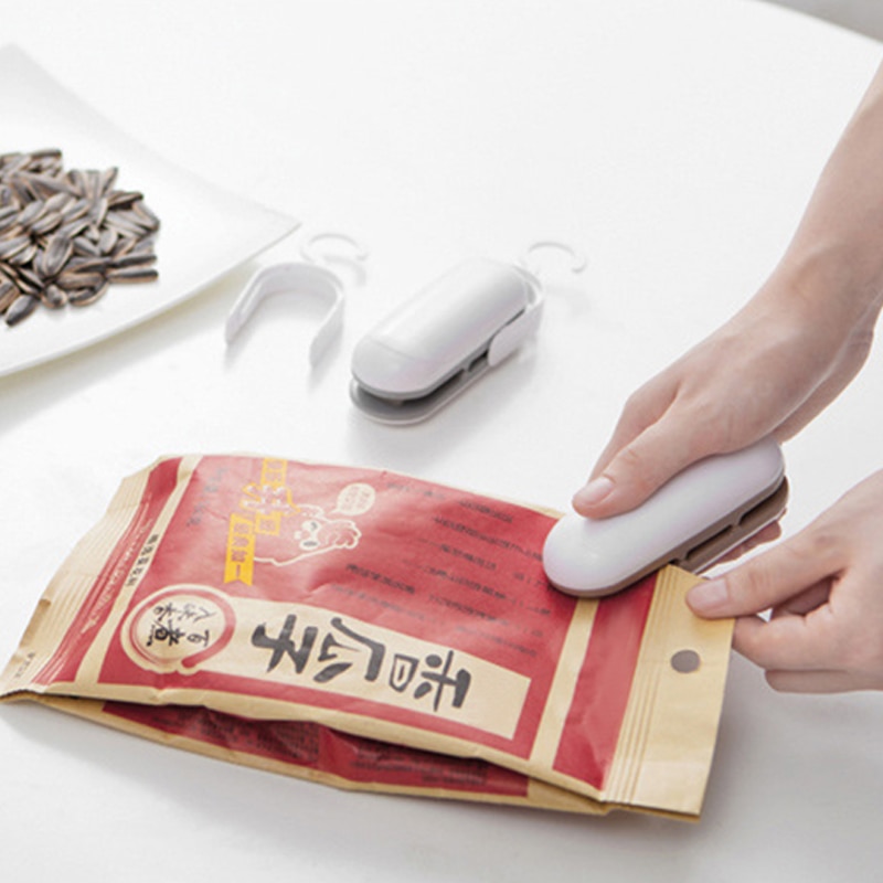 Beste Draagbare Mini Afdichting Huishoudelijke Machine Mini Gadgets Warmte Sealer Capper Voedsel Saver Voor Plastic Zakken Pakket