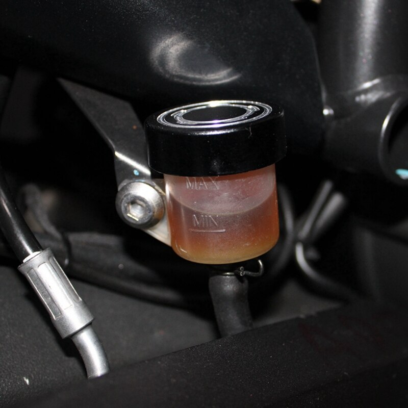 Motorcycle Rear Brake Oil Cup Cover Motorcycle Accessories for DUCATI Streetfighter Scrambler 800/400 Sixty2 848/1100/S