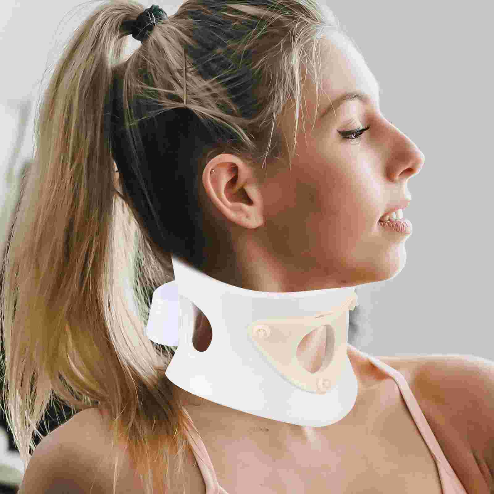 1pc Neck Support Collar Neck Supporting Brace Neck Protecting Tool (White)
