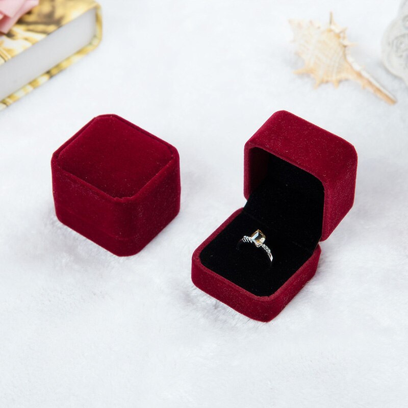 1PC Square Velvet Boxes Display Case Weddings Party Jewelry Box for Ring Earrings Black red: Jujube red