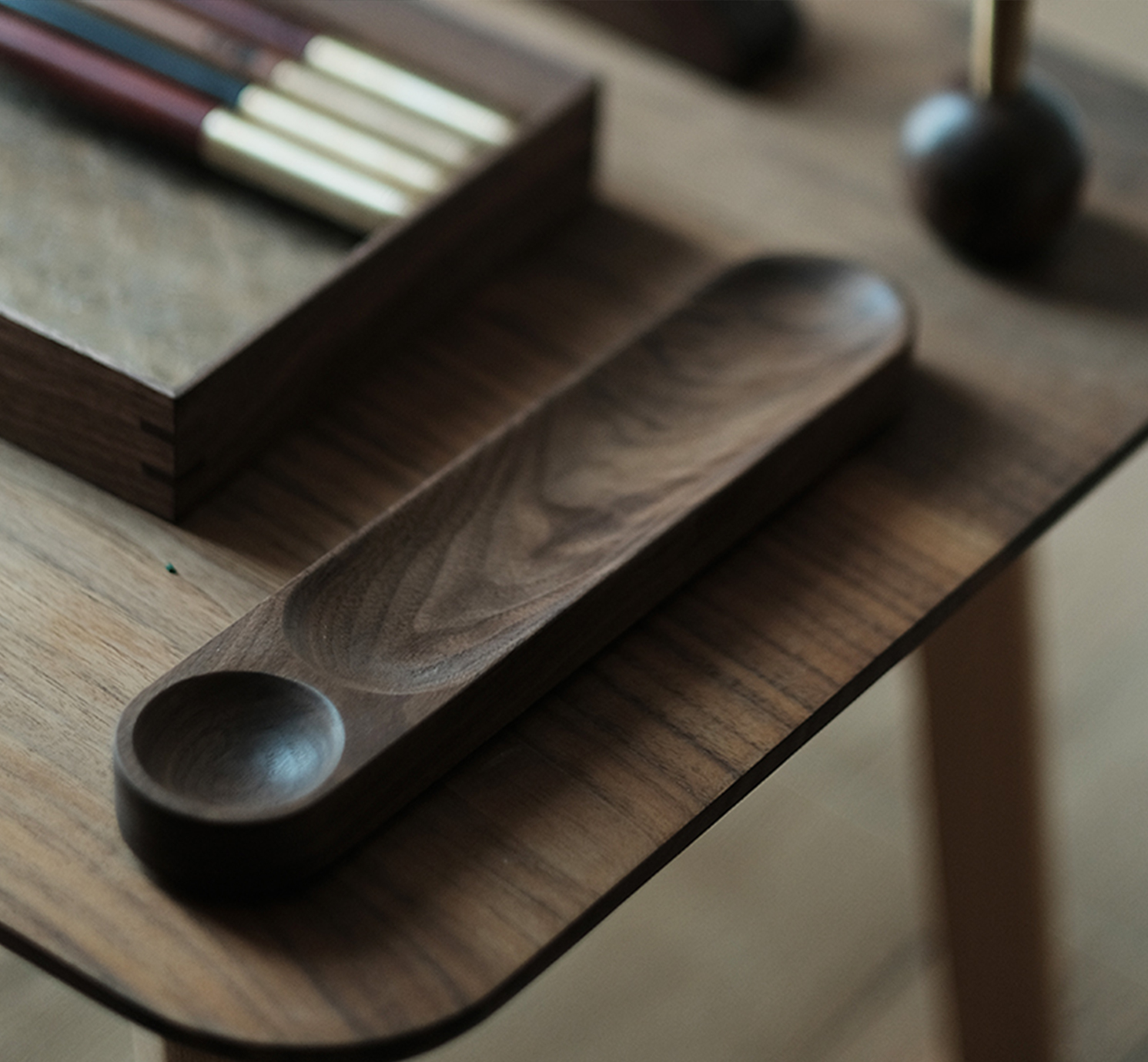 Walnut Pen Organizer Pencil Holder Desk Organizer Clips Tray Wooden Pen Stand Office Stationery Organizer Mini Ornament