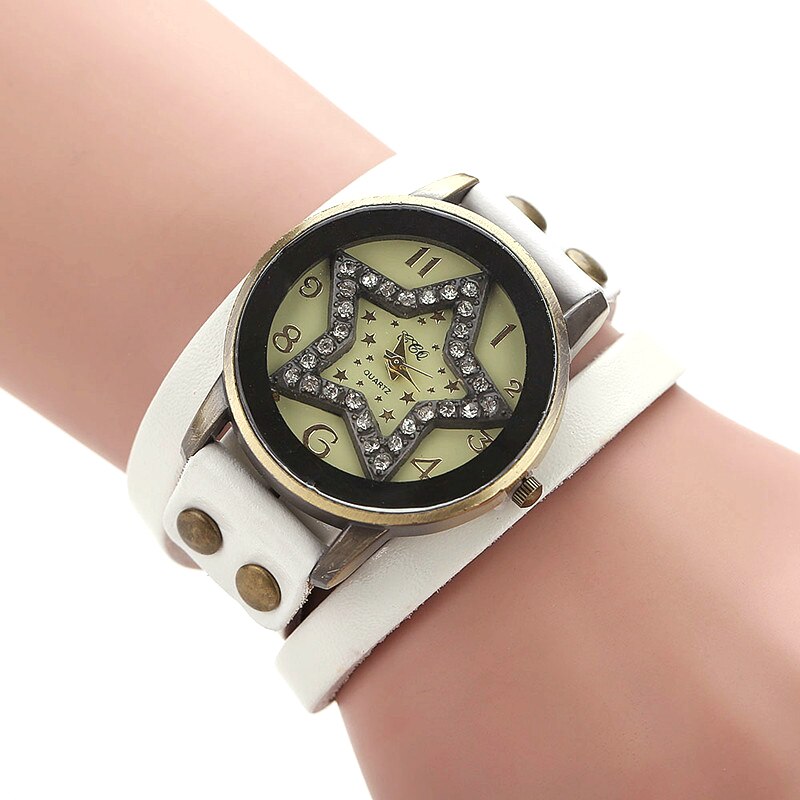 Jessingshow Dames Quartz Horloge Eenvoudige Digitale Wijzerplaat Mode Vijfpuntige Ster Lederen Band Horloge Casual Wear Klok Reloj Mujer: White