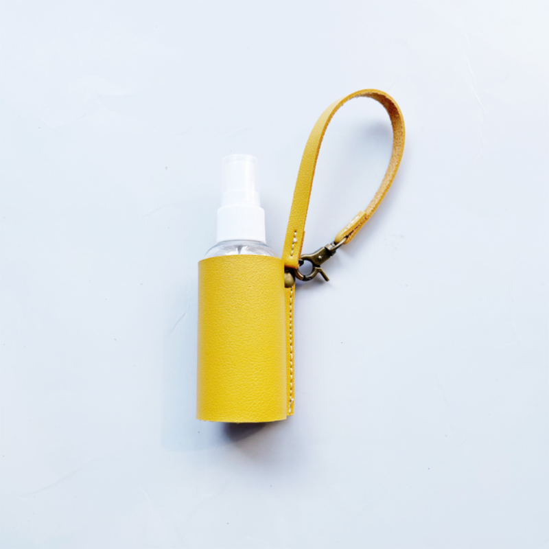 LLavero de Gel hidroalcohólico, funda desinfectante de manos, minibotella de Gel hidroalcohólico portátil, Funda de cuero, llavero de salud, 1 ud.: yellow