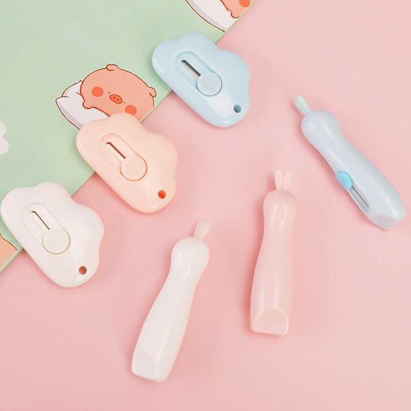 Mini cuchillo de conejo Kawaii, utensilio portátil, cortador de papel, papelería de oficina, abridor de sobre con pata de gatito