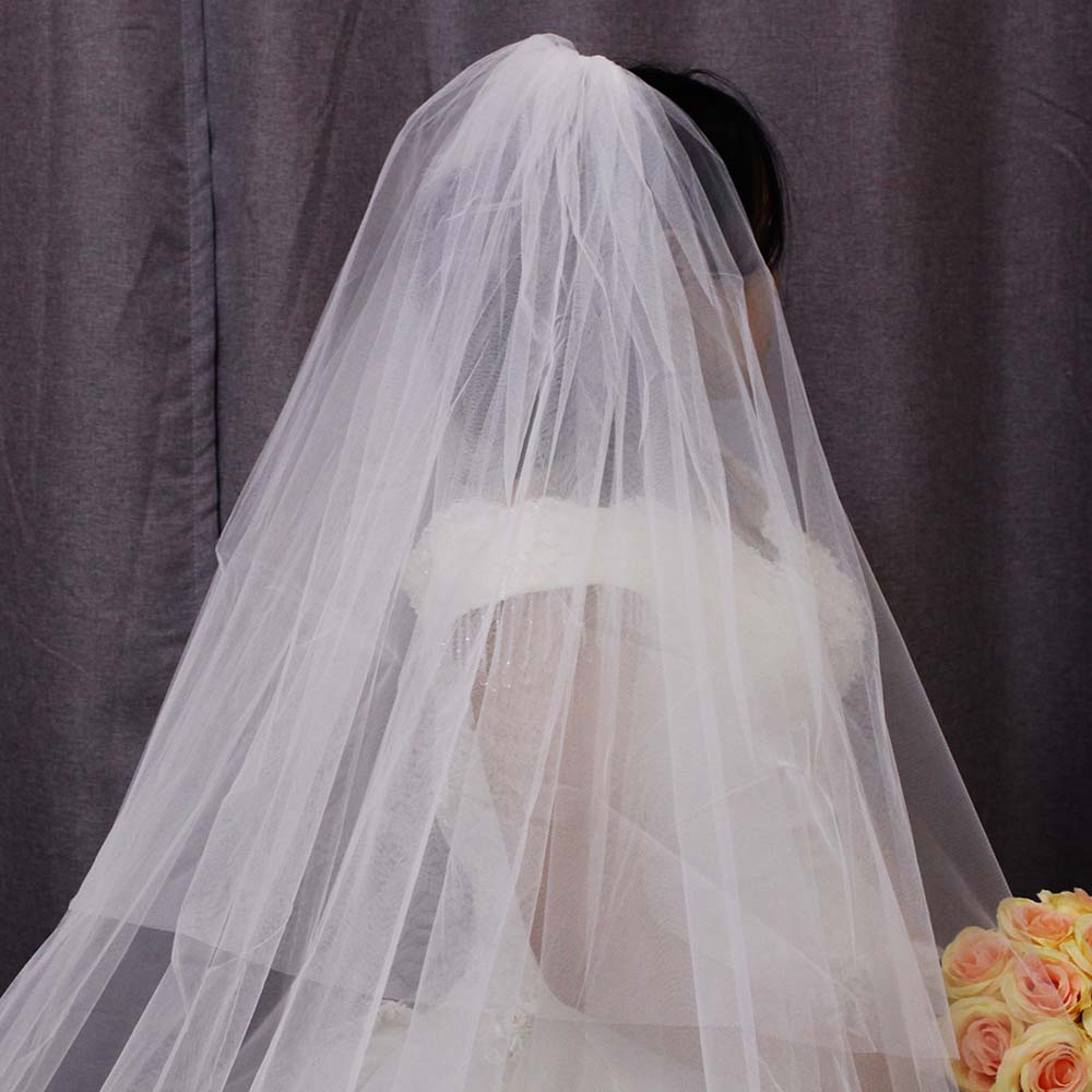 Voile de mariage long en tulle ivoire sans bordure Mina Voile de mariage long en tulle ivoire sans bordure Mina