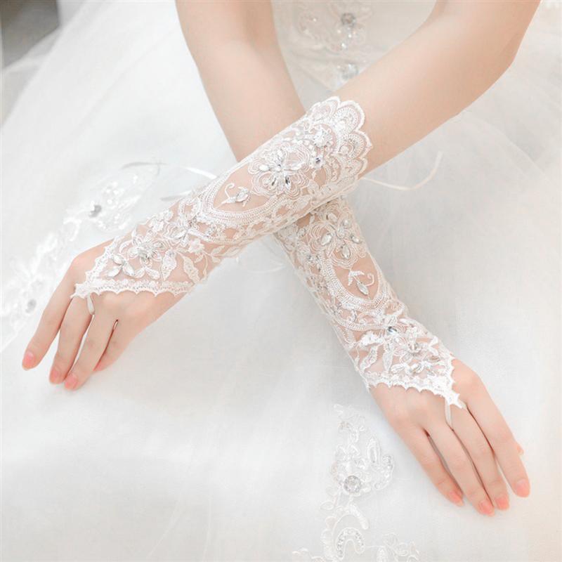 Witte Korte Bruiloft Handschoenen Vrouwen Vingerloze Bruids Handschoenen Elegante Strass Witte Kanten Handschoenen Voor Bridal Bruiloft Accessoires