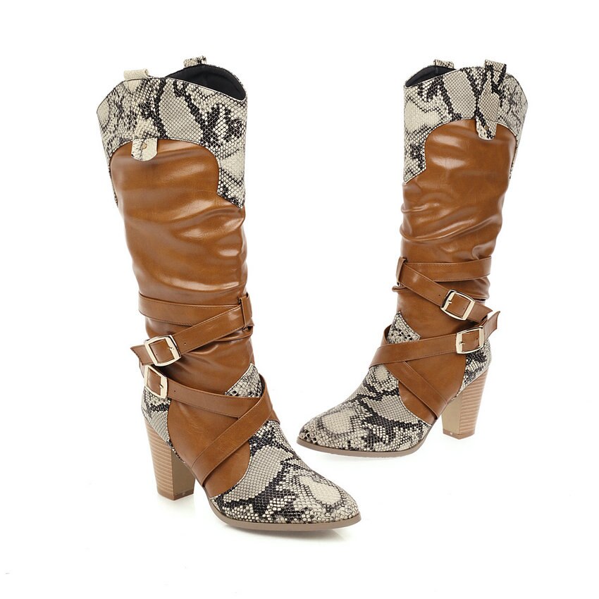 Qutaa slangeskind pu læder blandet farve mellemlæg støvler firkantet hæl efterår vinter spænde kvinder sko stor størrelse 34-43: Brun / 3