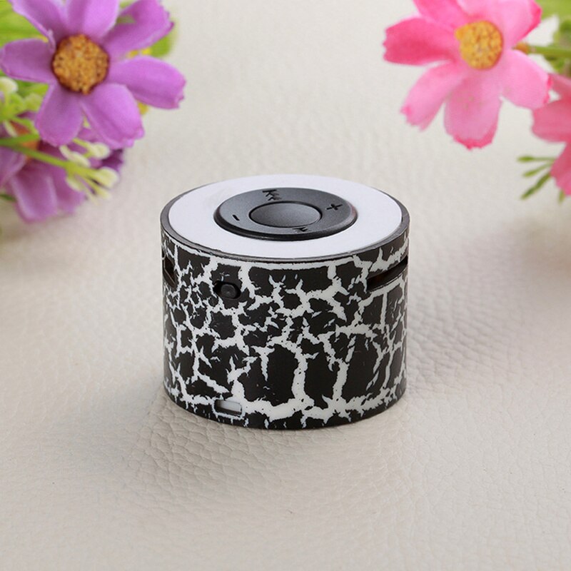6 couleurs en option Crack Portable lecteur Mp3 Support Rechargeable TF carte lecteur de musique haut-parleur électronique grand public