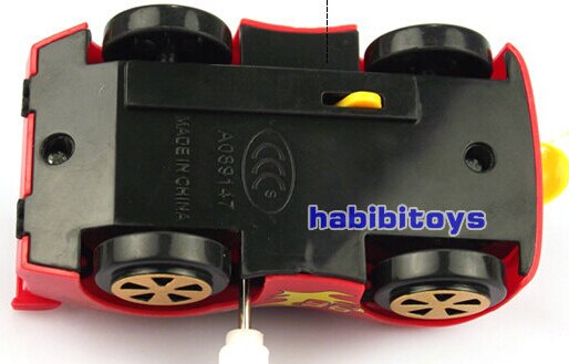 Automatische turn kronkelende speelgoed auto ogen tong zal bewegen de auto