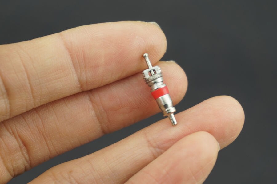 Núcleo de válvula Schrader de reparación para aire acondicionado de coche, recambio de neumático de bicicleta, HVAC, 100 unids/lote
