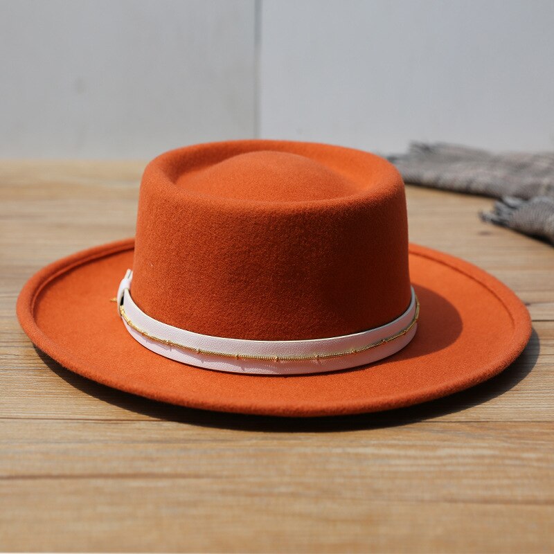 Casquette avec chaîne en feutre de laine pour femmes, chapeau marron à bord plat, casquette en forme de dôme, à la , chapeau Fedora pour église, X4069