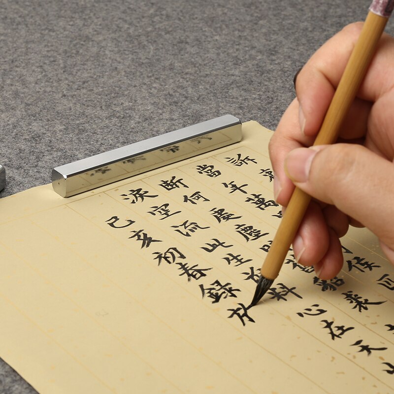 Portable Paperweights Multifunction Metal Paperweight 2pcs Small Chinese Calligraphy Paperweights Brass Paper Pressing Prop