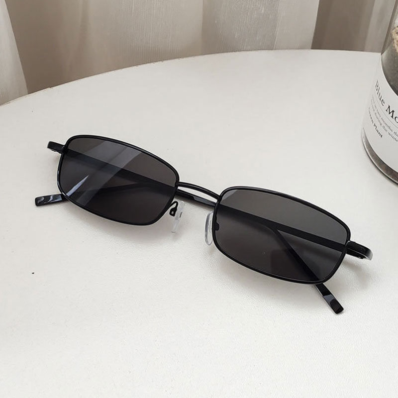 Nuevas gafas de sol rectangulares pequeñas Vintage para hombres y mujeres, gafas de sol cuadradas Punk a la , gafas de sol de con marco de Metal, gafas de conducción negras