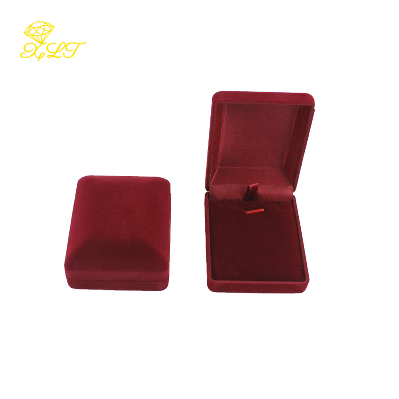 1pc Jewelry Box For Pendant Display Boxes Jewellery Pendant Packaging Storage Box Necklace Holder Pendant Box Storage Case: Yellow