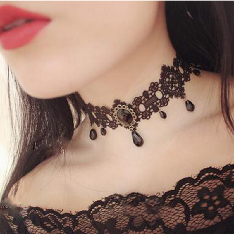 Gothic Punk Lace Choker Necklace For Women Teens Girls Rivet Heart Collar Necklace Rock Jewelry Party Necklace: C1733