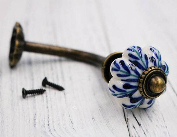 Gancho para atar cortinas, gancho decorativo para pared, perchas para abrigos, flor de cerámica, gancho de calabaza, gancho rústico para toallas de baño, bronce antiguo